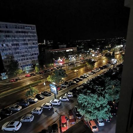 Appartement Bulevar Stan Na Dan à Novi Sad Extérieur photo